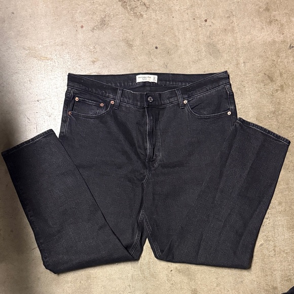 Abercrombie & Fitch The Skinny Black High Rise Jeans - Picture 2 of 3